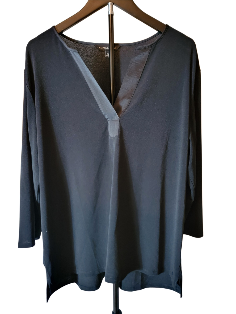 Banana Republic Black V-Neck Tunic Top